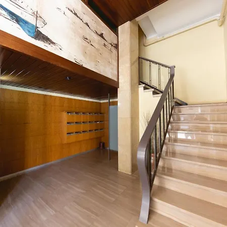 Bravissimo Les Voltes, Modern 1-bedroom Girona