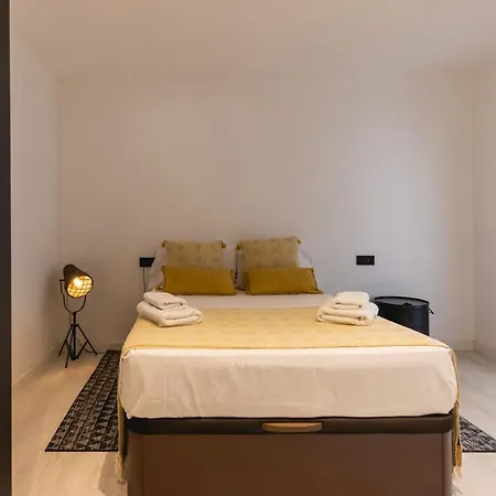 Bravissimo Les Voltes, Modern 1-bedroom Gérone